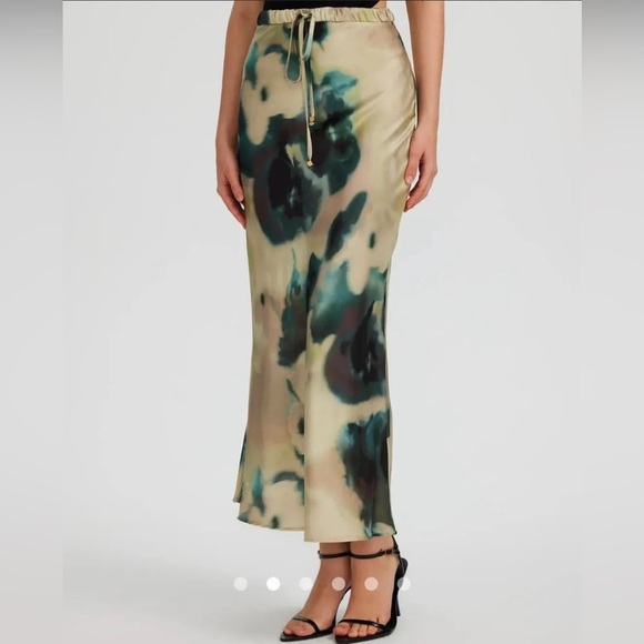 Zara Watercolour Print Skirt - Picture 1 of 8
